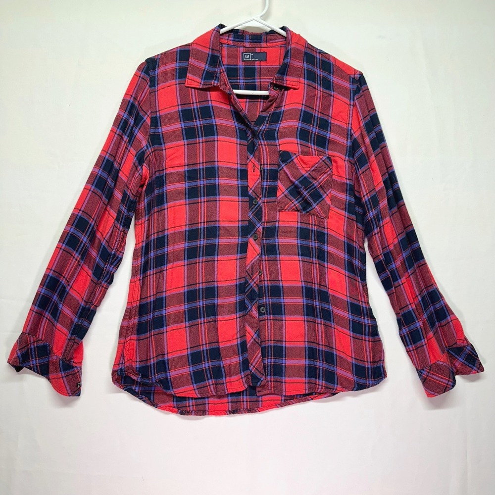 GAP Pink Plaid Long Sleeve Button Down Lightweight Flannel Style Women's Medium